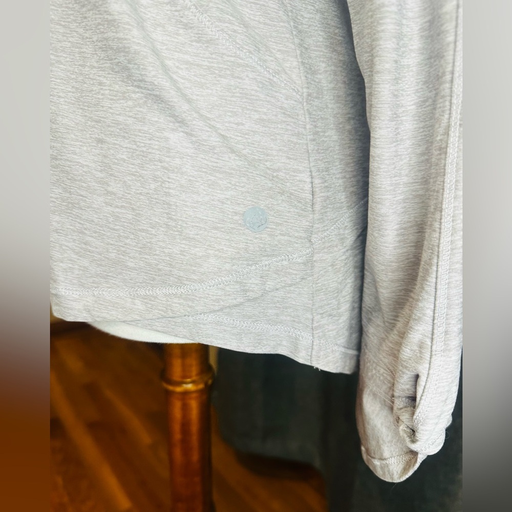 Apana Quarter Zip Active Pullover Gray Long Sleeve Top Size Medium - Picture 4 of 13